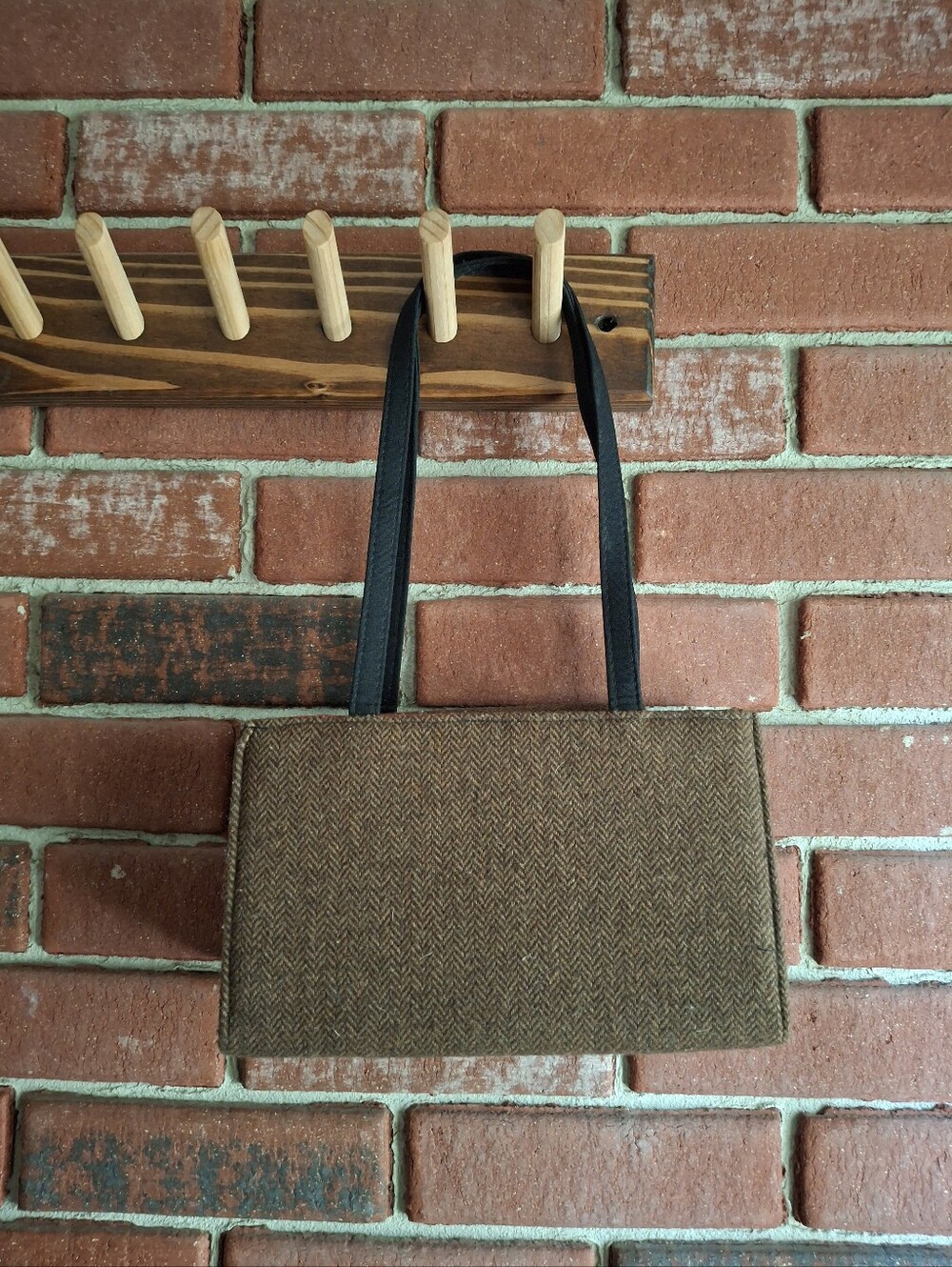 Hand Bag - Picture 2 of 4